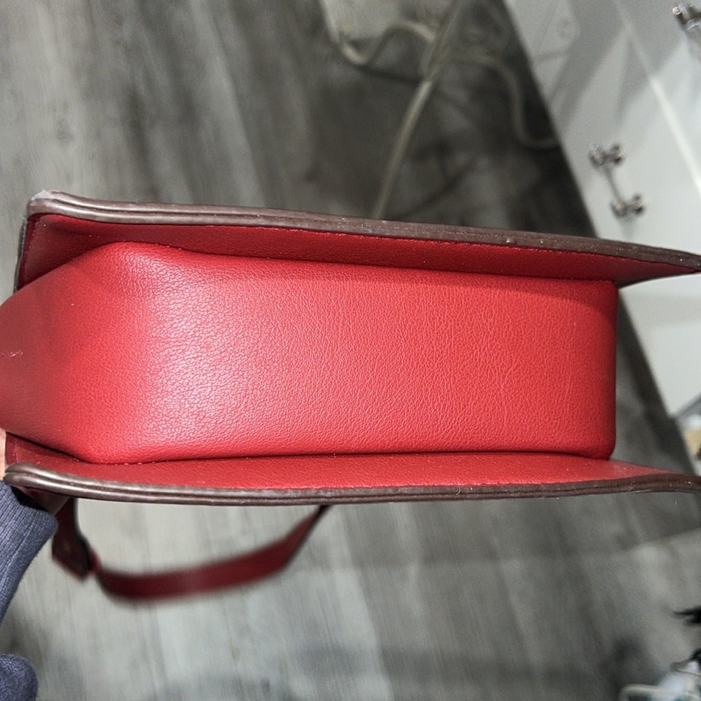 Melee Blanco vegan leather crossbody bag - Picture 9 of 9